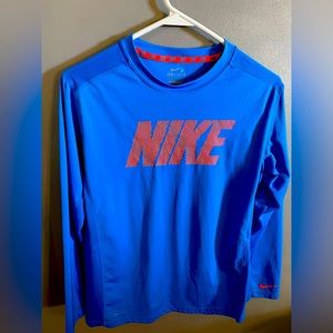Men’s Nike dri-fitted workout shirt